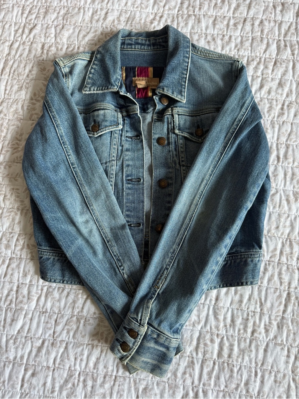 Vintage Y2K Abercrombie & Fitch Light Blue Denim Jacket
